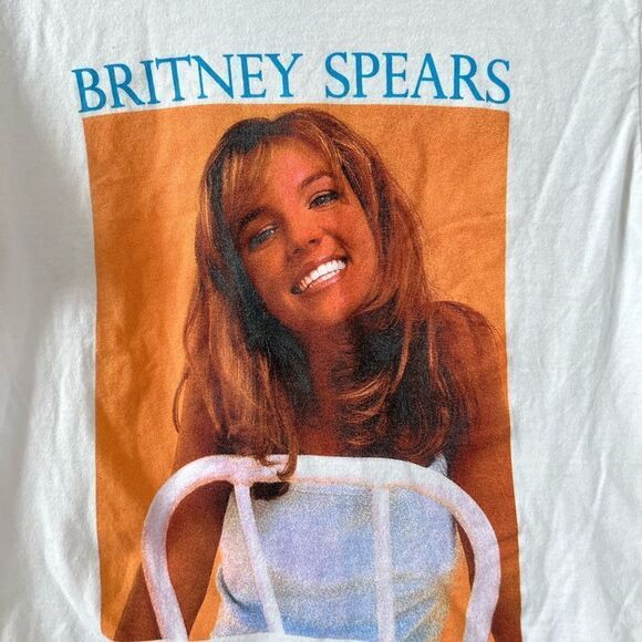 Britney Spears Crop Top - Picture 2 of 4
